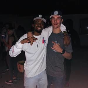 Meet your Posher, Mikel